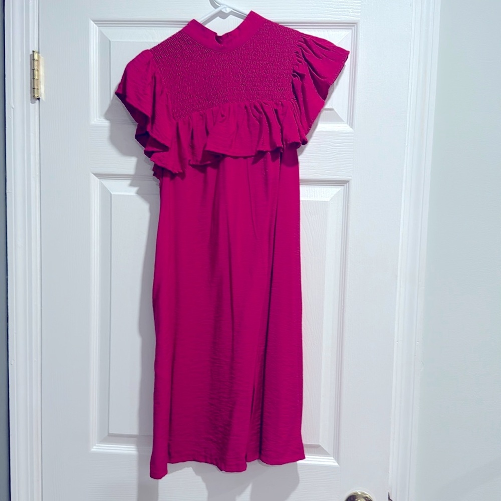 A new day knee length high neck cocktail dress. Worn once, great vacation piece!